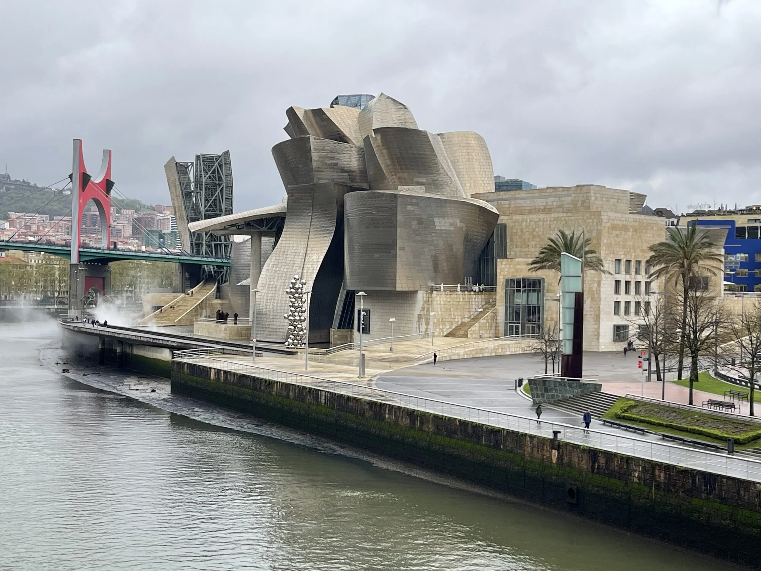 Titanium Reflections: A Dream Realised at the Guggenheim Bilbao